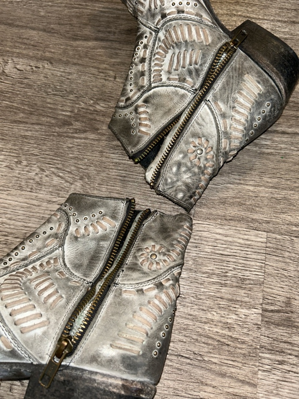 Matisse Leather Western Booties Studded Cutout Boho Festival 6 - Picture 8 of 9